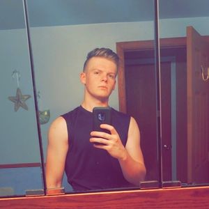 Meet your Posher, Zac